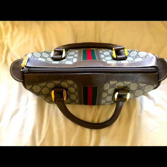 Gucci Handbag! - Picture 5 of 5